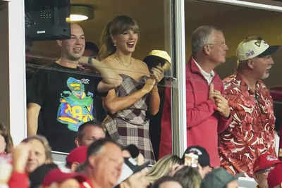 "Perfect is the word”: Taylor Swift's Adorable Reaction to The Kansas City Chiefs Winning the Game Against the New Orleans Saints...