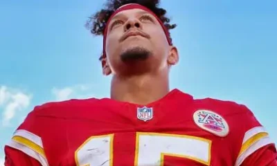 The Chiefs offense struggled in week 10, barely surviving to seal the win with a late blocked field goal. However, a win is a win no matter how it happens. After the game, one social media user decided to troll Patrick Mahomes by posting an old picture of him wearing a headband that appeared to have a swastika on it.